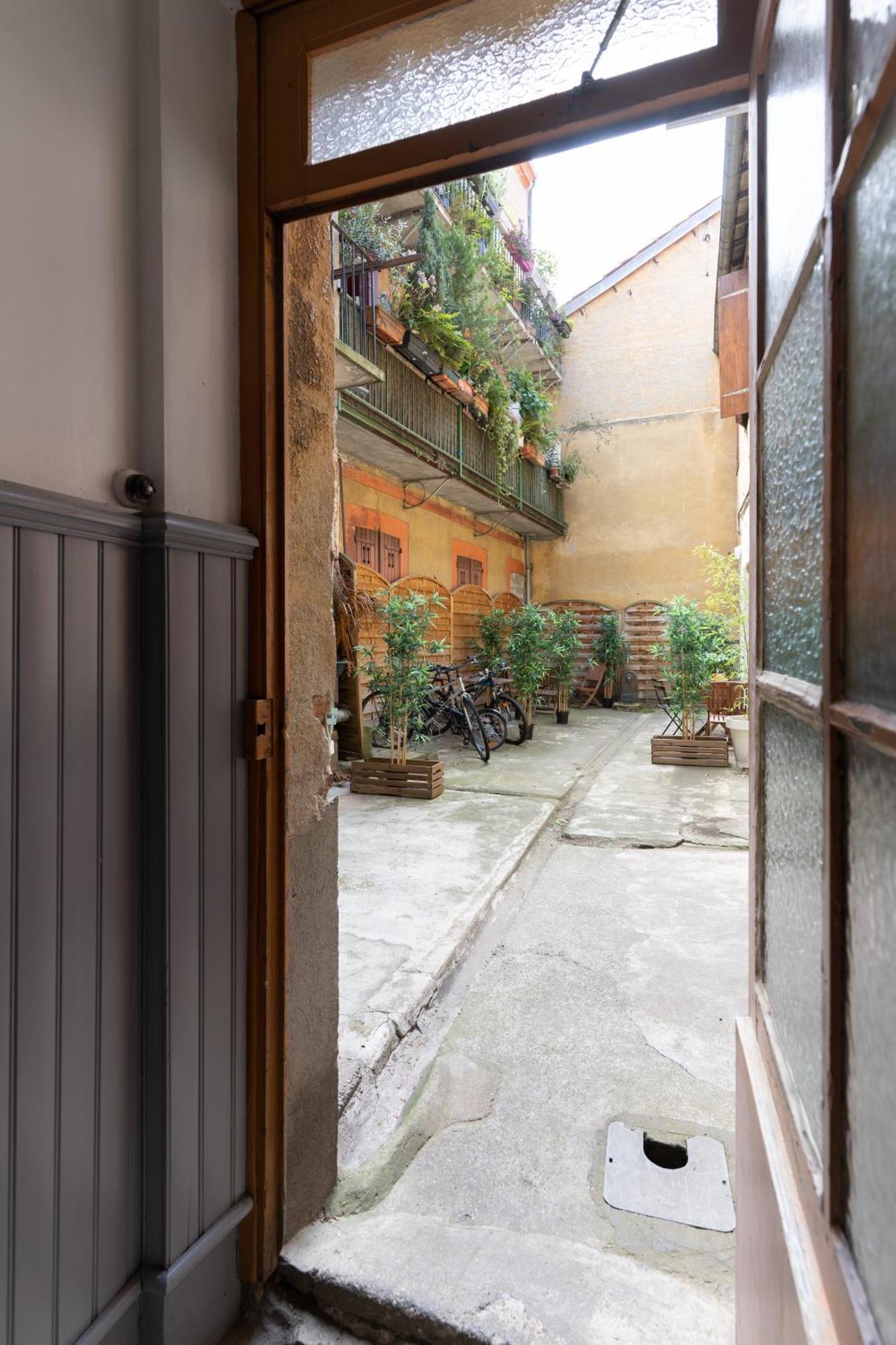 Le Patio Riquet Apartment Toulouse Exterior photo